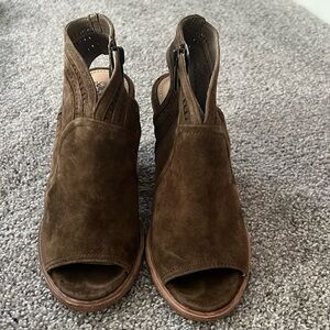 Women’s Vince Camuto Koral Brown Suede Boot Open-Toe Shoes Ankle Boot size 5.5